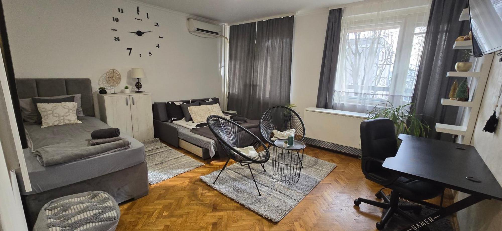 Aparmani Djuric Apartment ซูโบติกา ภายนอก รูปภาพ